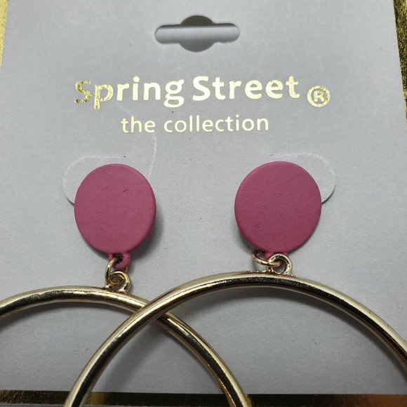 Nordstrom gold hoop earring with pink polymer clay - Picture 4 of 4